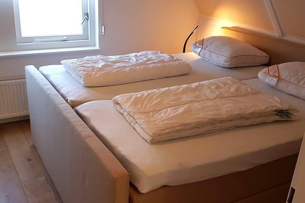 Schönes und gut gepflegtes Ferienhaus in Zeeland in Zonnemaire, Zeeuwse Kust