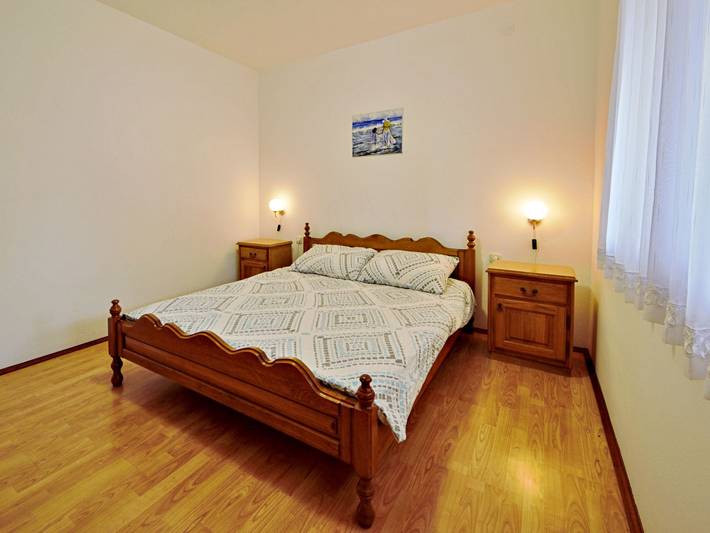 Ferienwohnung für 6 Personen, mit Terrasse, mit Haustier in Jezera - 4