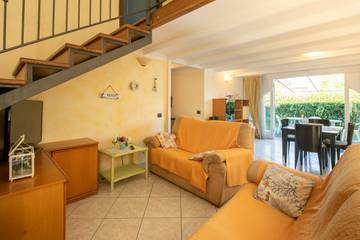 Villa per 9 Persone in Massa, Parco Regionale delle Alpi Apuane, Foto 4