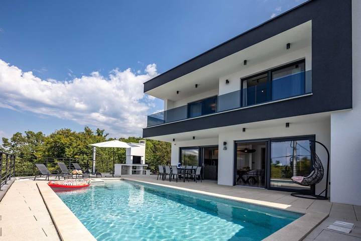 Villa voor 8 personen, met tuin en zwembad - 1