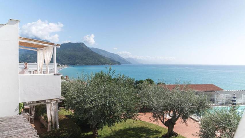 Appartamento vacanze per 6 persone, con terrazza e piscina - 1