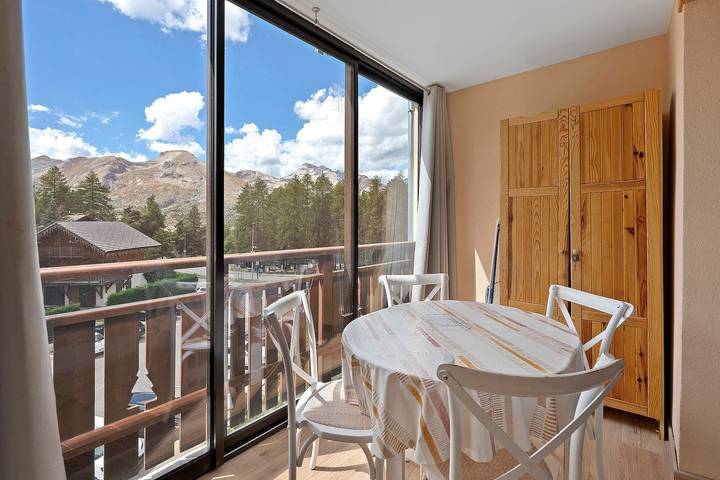 Studio entier, Studio "Les Fontettes 2" 50 mètres des pistes de ski avec balcon in La Joue du Loup, Le Dévoluy