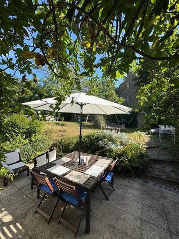 Gîte pour 6 personnes, avec jardin et vue dans Plage Longchamp