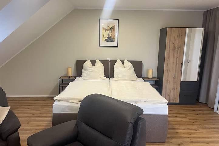 Ferienwohnung für 2 Personen, mit Sauna und Whirlpool sowie Pool und Garten, mit Haustier in Mettlach - 4