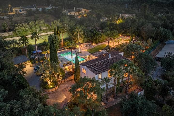 Villa para 10 pessoas, com Piscina em Faro