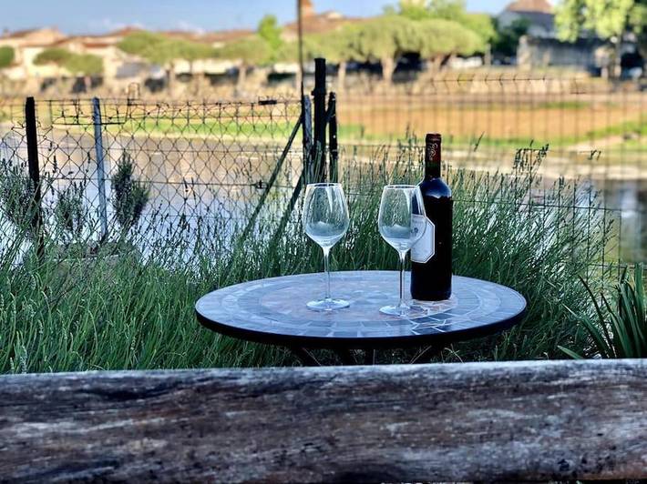 Location de vacances pour 4 personnes, avec vue et balcon à Port-Sainte-Foy-et-Ponchapt - 3