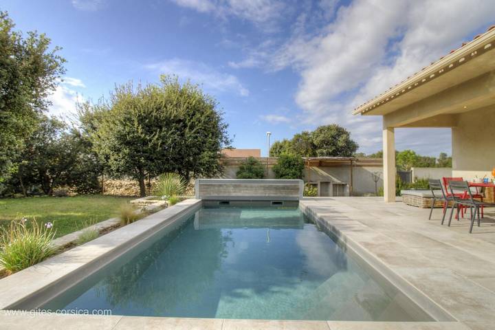Gîte für 6 Personen, mit Pool und Garten in Bonifacio