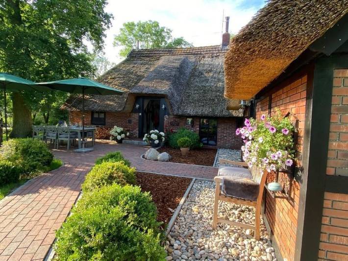 Ferienhaus für 6 Personen, mit Terrasse und Garten sowie Sauna in Stadland - 2