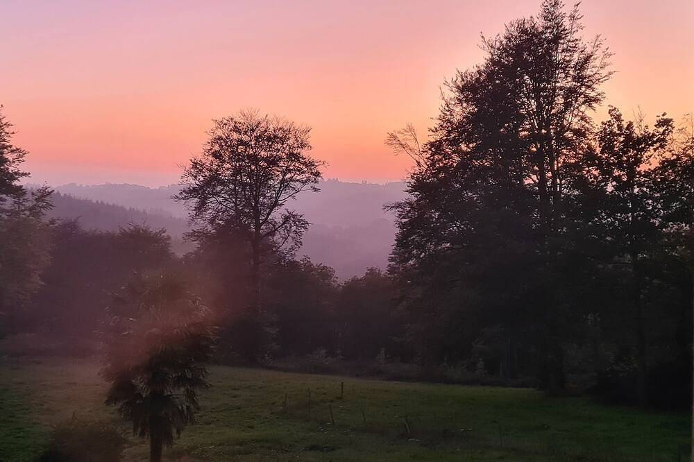 Suite in the English style at Le Château de la Coste in Saint-Julien (Côtes-d'Armor), Côtes-d'Armor