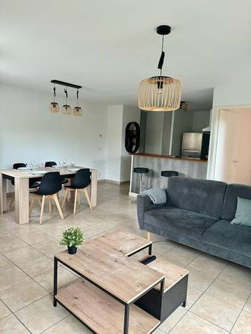 Gîte pour 4 personnes, avec jardin, animaux acceptés à Saint-Laurent-Médoc