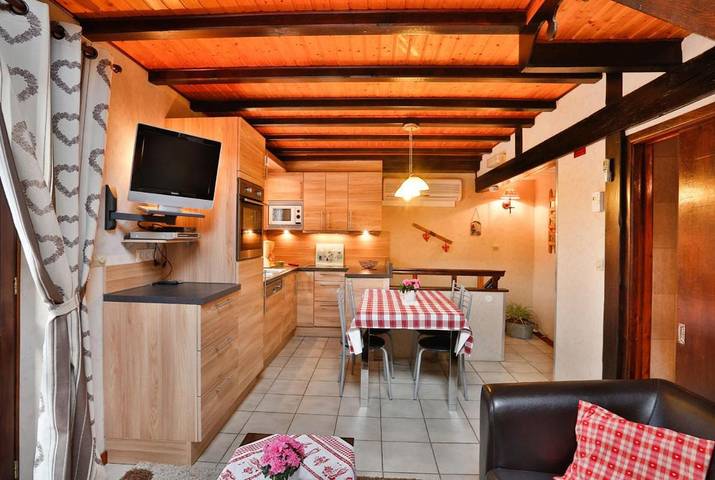 Location de vacances pour 4 personnes, avec terrasse et vue à Luttenbach-près-Munster - 2