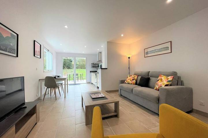Location de vacances pour 2 personnes, avec Jardin à Ainhoa