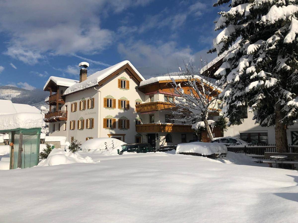 Ganze Wohnung, Der Ballhaushof in Glockturmkamm, Prutz