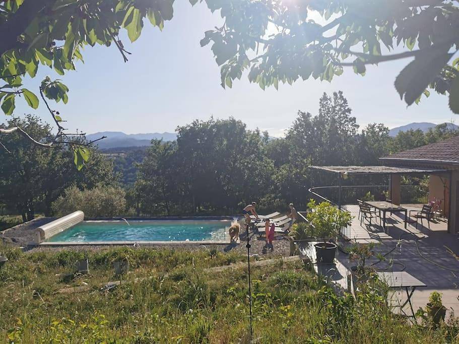 Piscine privative le champ des oiseaux in Vesseaux, Parc naturel régional des Monts d'Ardèche