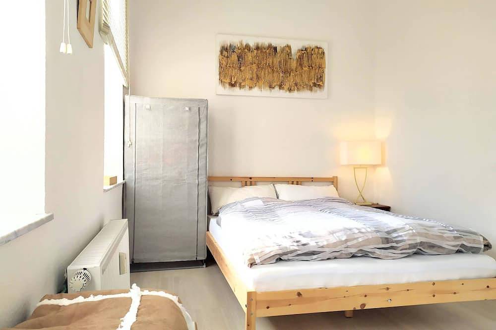 Ganze Wohnung, Super Apartment #1 + eigene Terrasse + nahe Aachen in Stolberg, Rheinland