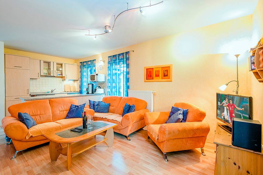 Holiday home for 8 people with garden in Ostseebad Rerik, Rerik