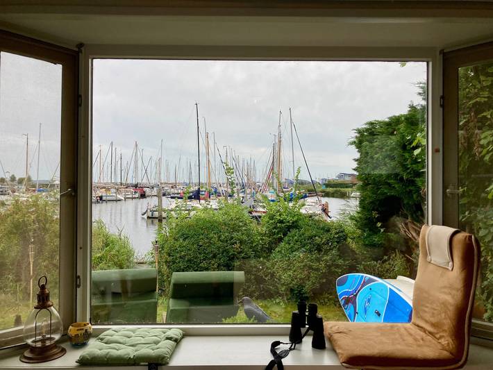 Bungalow für 4 Personen, mit Ausblick und Garten sowie Terrasse und Seeblick in Lauwersmeer - 2