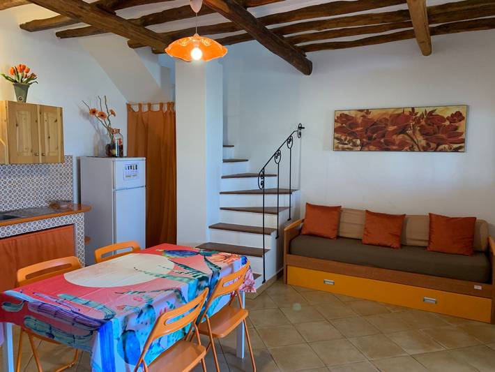 Ferienwohnung für 4 Personen, mit Balkon und Terrasse sowie Garten und Ausblick auf den Liparische Inseln - 4