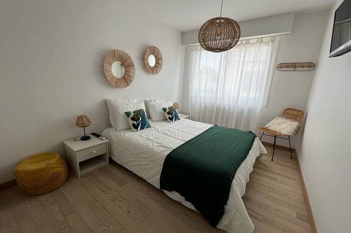 Location de vacances pour 10 personnes, avec terrasse et jardin dans Plage de Tanchet - 4