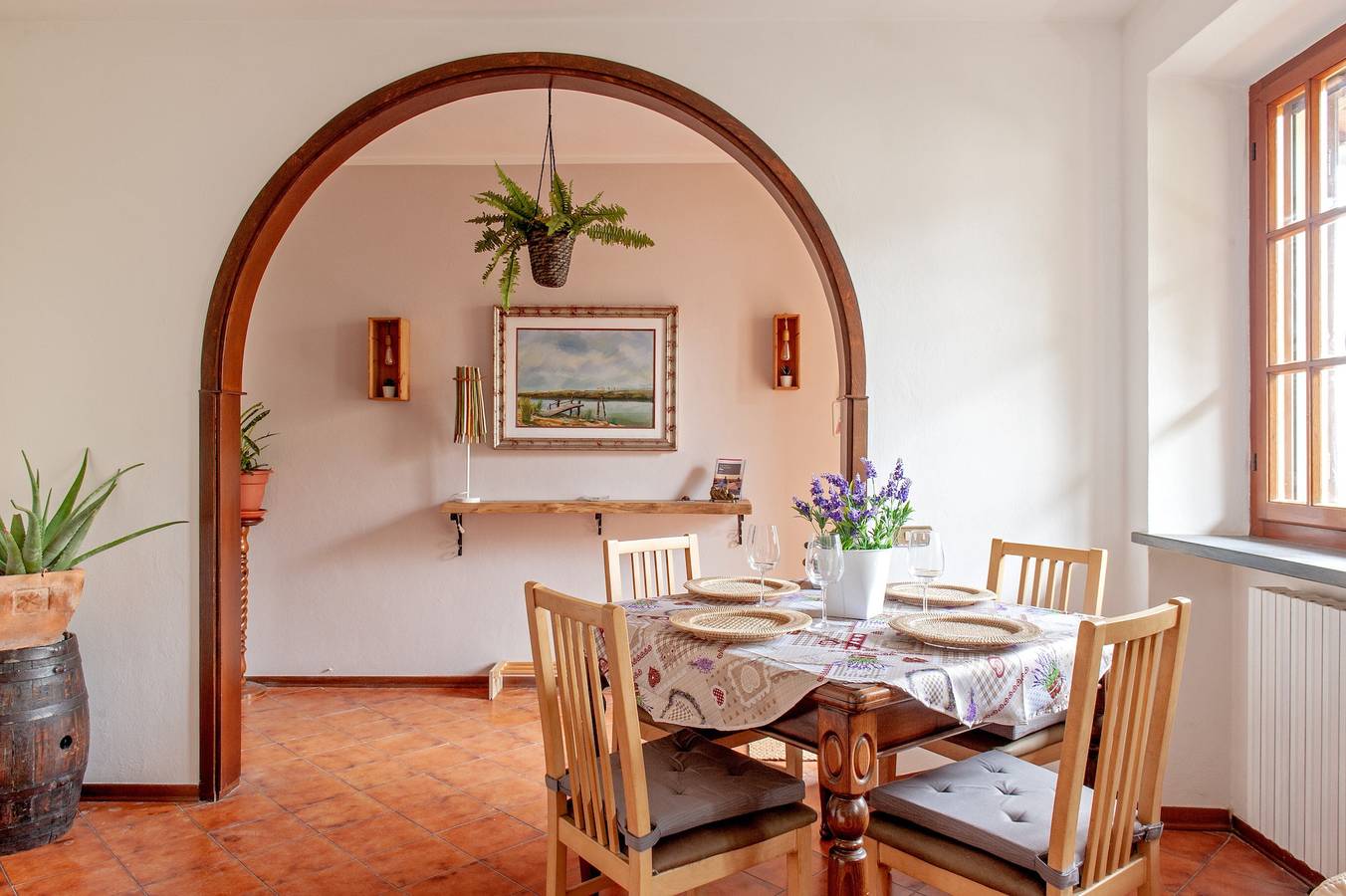 Vakantiehuis 'Casa Zito' met Uitzicht op de Bergen, Privéterras en Wi-Fi in San Giuliano Terme, Italiaanse Rivièra
