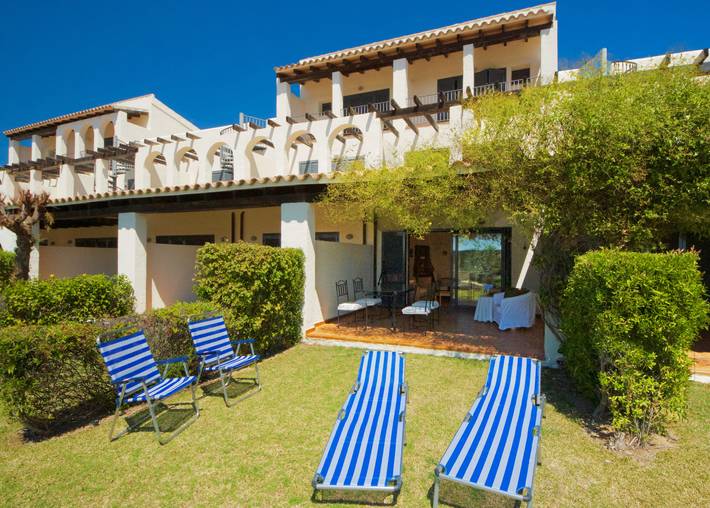 Location de vacances pour 6 personnes, avec jardin ainsi que terrasse et bassin pour enfant à El Perelló - 3