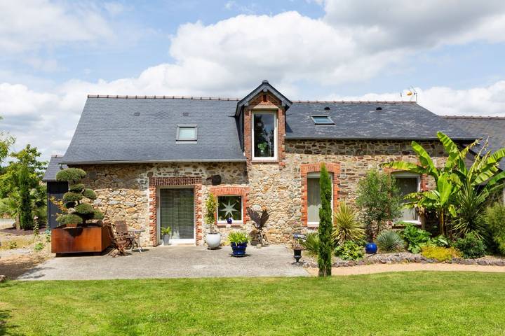 Chambre d’hôte pour 2 personnes, avec jacuzzi et jardin