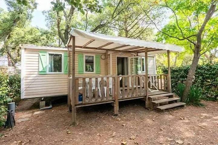 Camping pour 6 personnes dans l' Eure