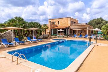 Holiday home in Muro, North Majorca für 10 