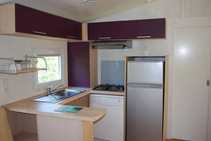 Camping pour 6 personnes, avec sauna ainsi que jacuzzi et bassin pour enfant dans Périgord Vert