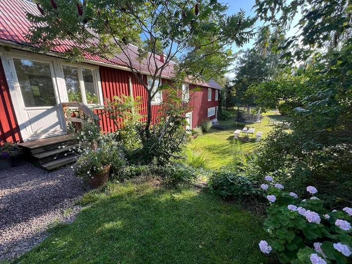 Hus för 7 Personer, med Terass och Trädgård i Mjölby
