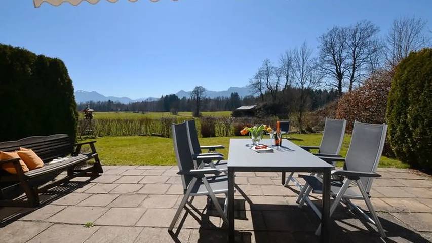 Ferienhaus für 3 Personen, mit Terrasse und Garten in Prien