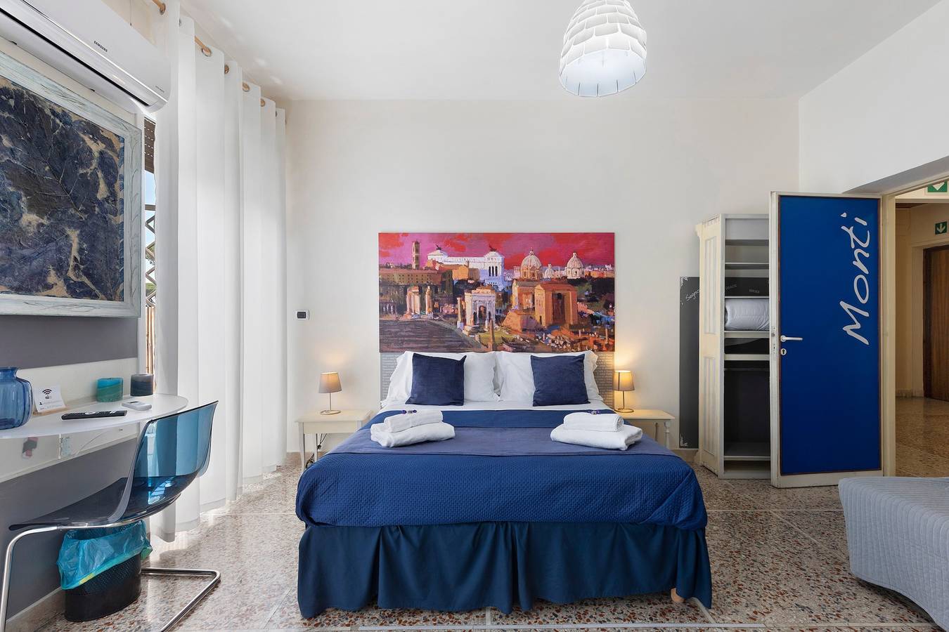 Zimmer 'Matrimoniale - Monti' mit Balkon, Wlan und Klimaanlage in Rom, Rom Provinz