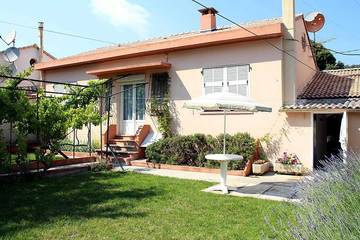 Gîte pour 6 personnes à Contes