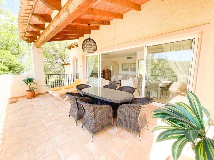 Casa de vacaciones para 6 personas, con vistas y jardín además de piscina y terraza, Se admiten mascotas - 1