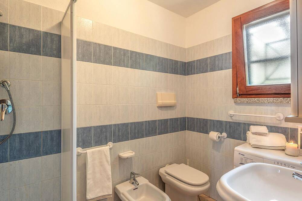 Apartamento entero, Increíble apartamento de 2 habitaciones. in Budoni, Olbia-Tempio