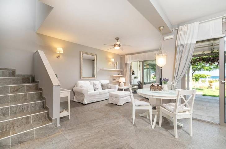 Gîte pour 2 personnes, avec Terrasse et Jardin dans Ormos Panagias - 4