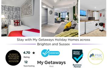 Holiday Home for 16 People in Brighton, Sussex, Photo 2