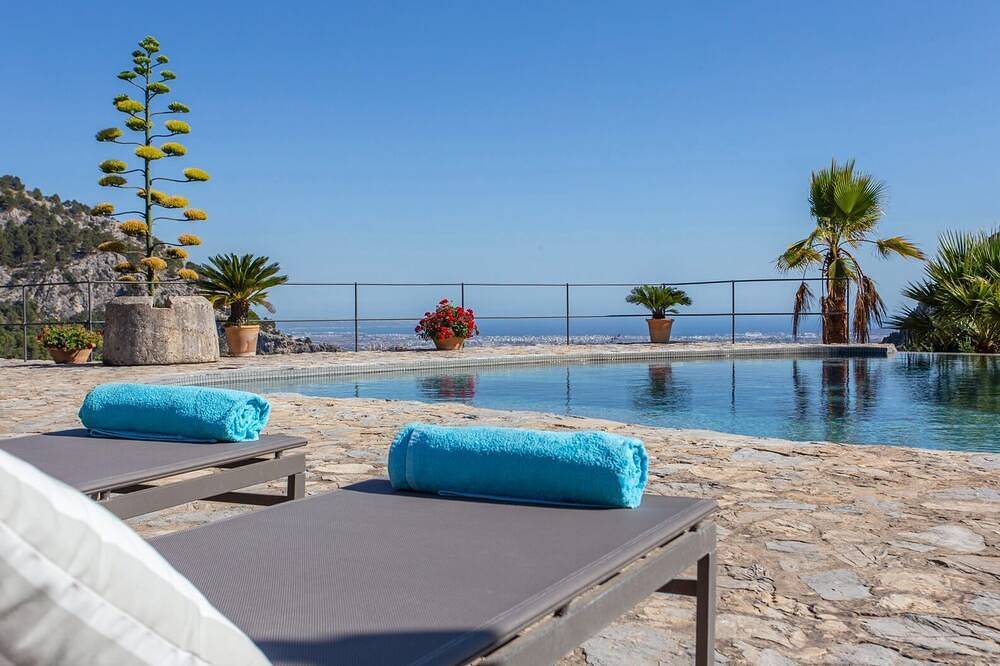 Villa Magnolia in S'Arxiduc, Valldemossa