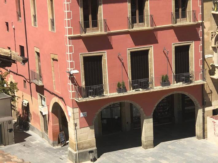 Gîte pour 12 personnes, avec balcon et vue à Vic - 3