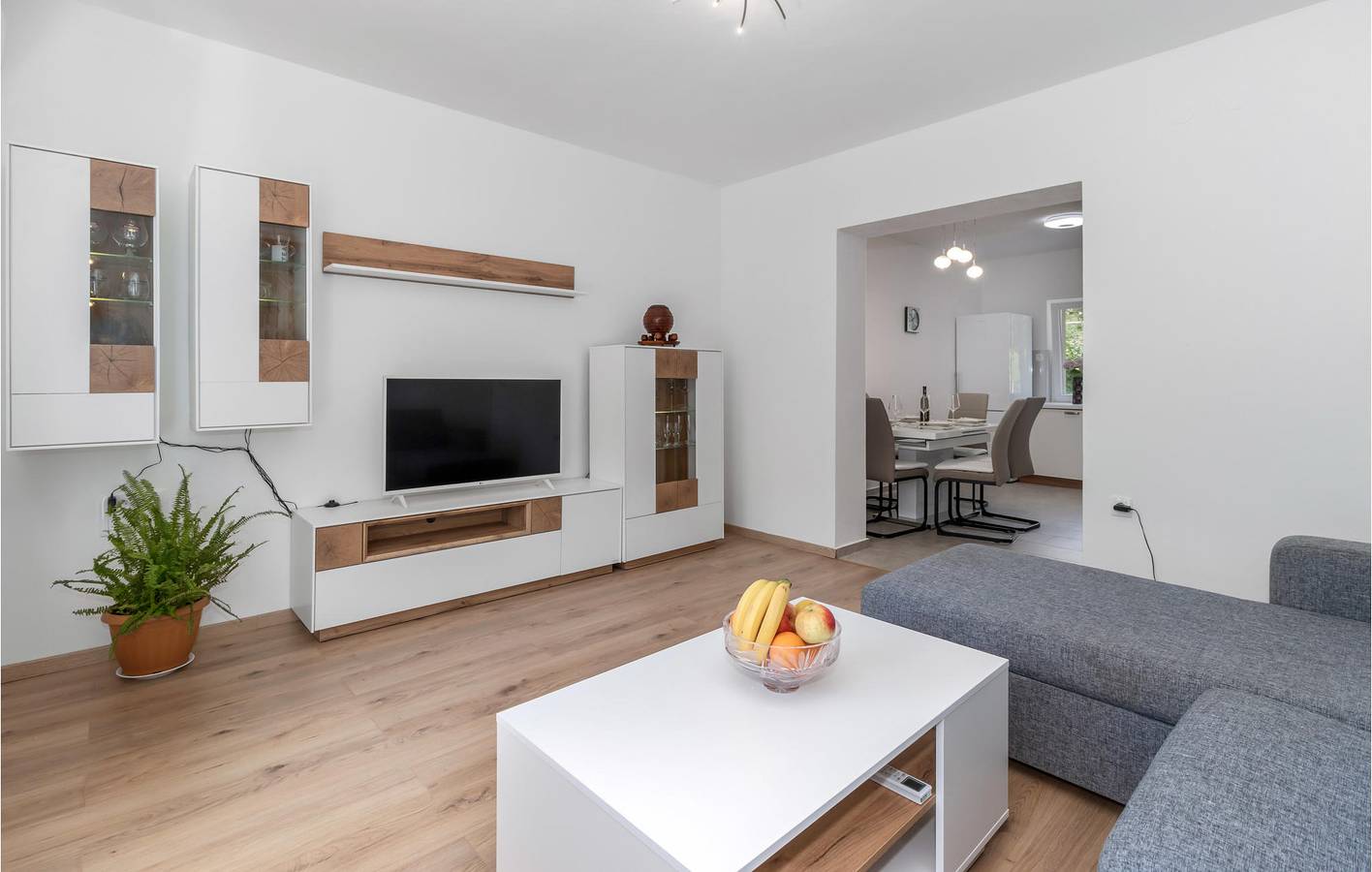 Geheel vakantieappartement, Vakantieappartement voor 6 personen met terras in Tribalj, Primorje-Gorski Kotar