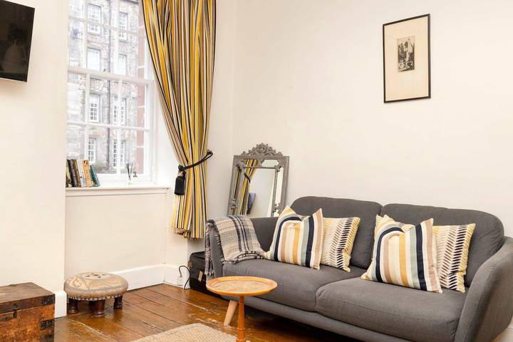 Holiday rental for 2 people, with garden in Edinburgh