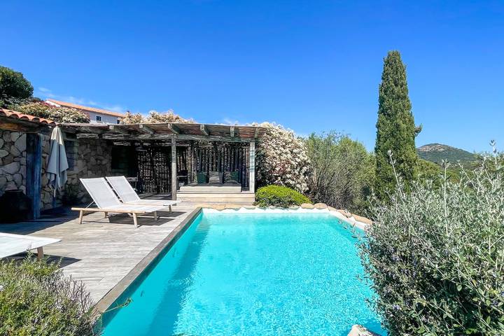 Villa pour 4 personnes, avec piscine et terrasse, adapté aux familles à Porto-Vecchio - 3
