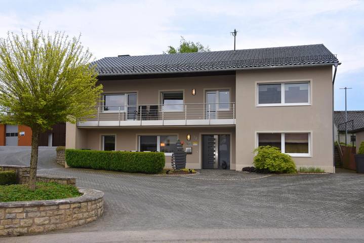 Ferienwohnung für 2 Personen, mit Pool und Garten sowie Terrasse - 1