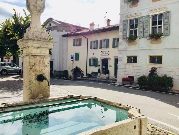 Casa vacanza per 5 persone, con giardino e idromassaggio, adatto a famiglie con bambini a Brentonico