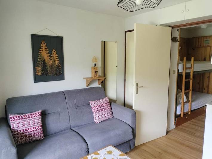 Gîte pour 4 personnes, avec Balcon et Terrasse ainsi que Jardin et Vue dans Lélex - Crozet - 4