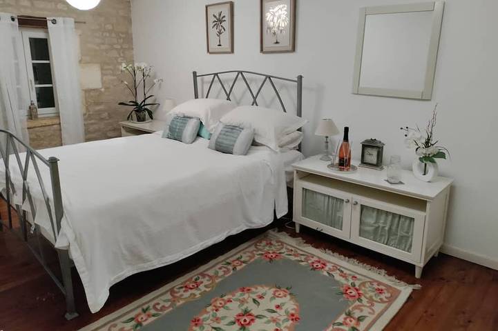 Location de vacances pour 11 personnes, avec Jacuzzi ainsi que Terrasse et Jardin à Couture-d'Argenson