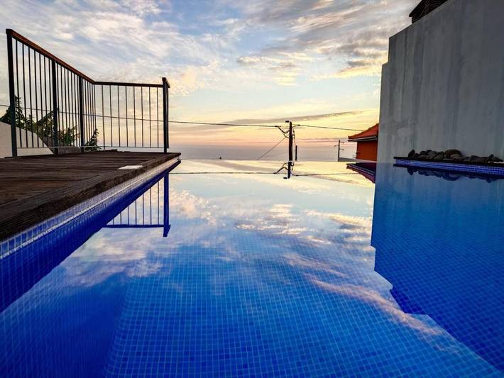 Casa de vacaciones para 4 personas, con piscina además de jardín y vistas - 1