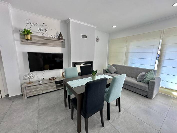 Gîte pour 5 personnes, avec balcon à Montijo