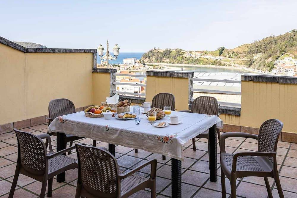 La Nogalera - With views of the sea and the mountains in Ribadesella, Costa Verde (Spain)