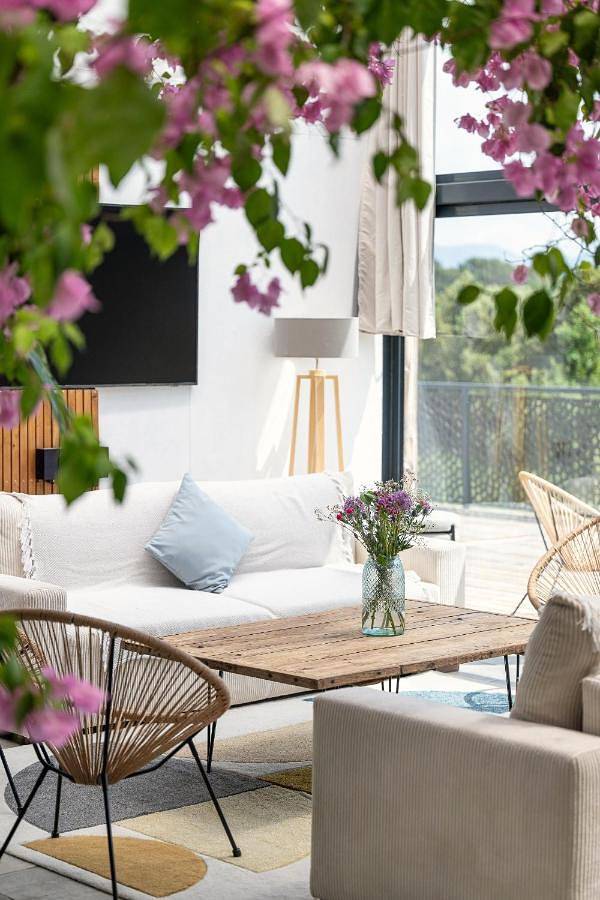 Location de vacances pour 8 personnes, avec piscine et sauna ainsi que jacuzzi et jardin à Montségur-sur-Lauzon - 3